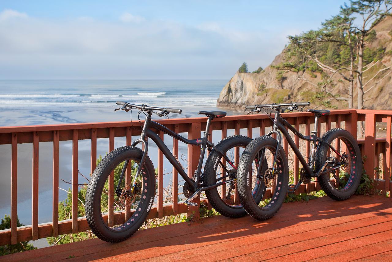 Agate Tour de Newport